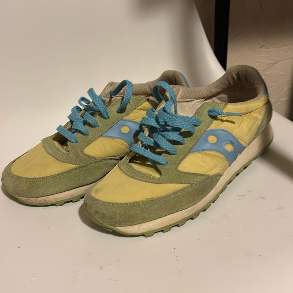 Saucony Jazz . Size 10 . Vintage style